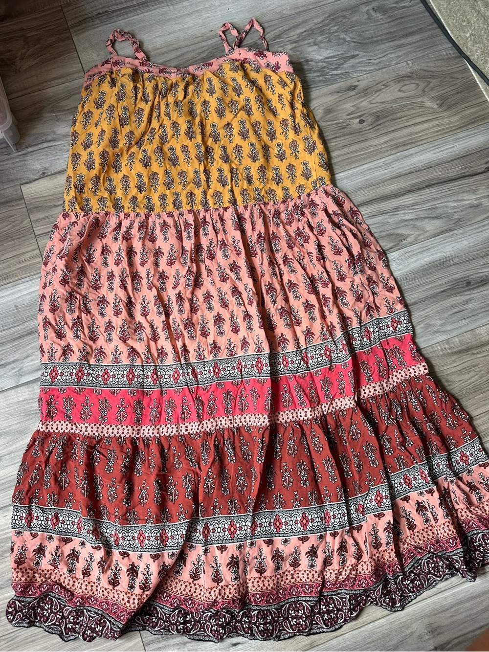 Knox Rose Boho Tiered Flowy Floral Maxi Sundress in Mustard and Pink Size XS